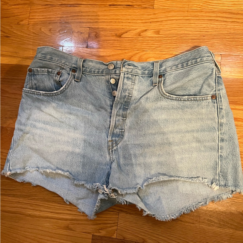 Levi 501 light wash denim shorts